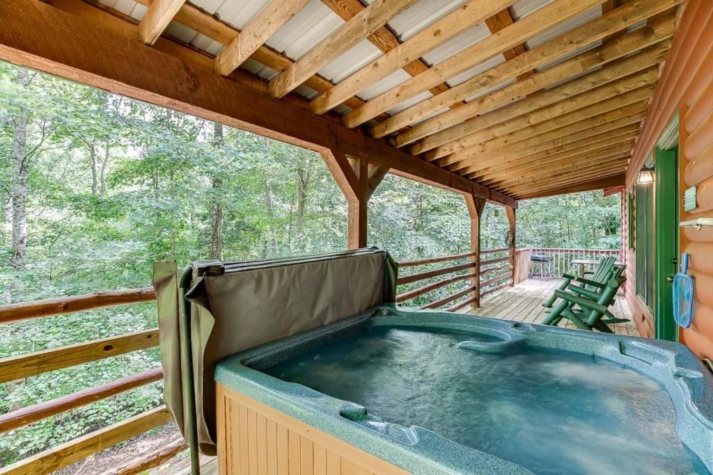 Cabin With Jacuzzi & Hydrotherapy Spanear Helen 클리블랜드 외부 사진